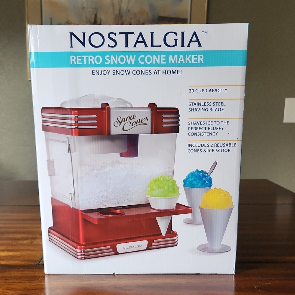 Noltalgia Retro Snow Cone Maker 20 Cup Capacity